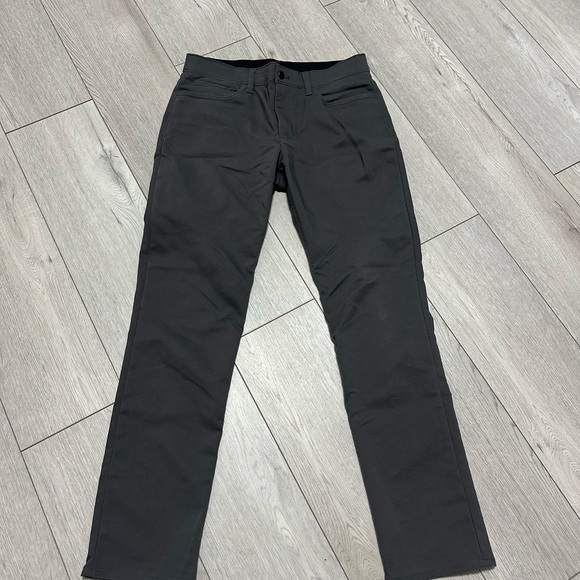 FOUR - Lot of 4 - Men’s business casual pants / chinos - Picture 2 of 9